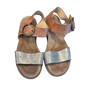 Sofft Womens Mirabelle Leather Sandals Brown Silver Metallic Buckle 6.5 Vacation